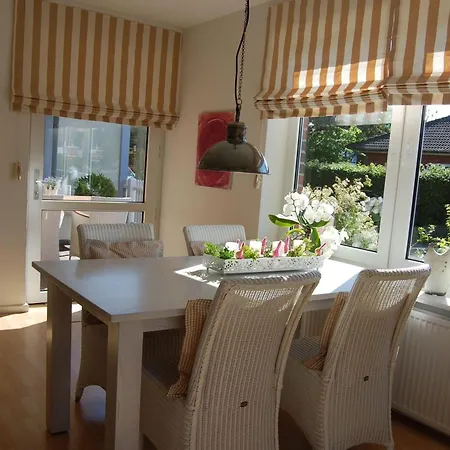 Schoenes-wohnen-am-suedstrand-fewo-1 Appartamento Wyk auf Föhr